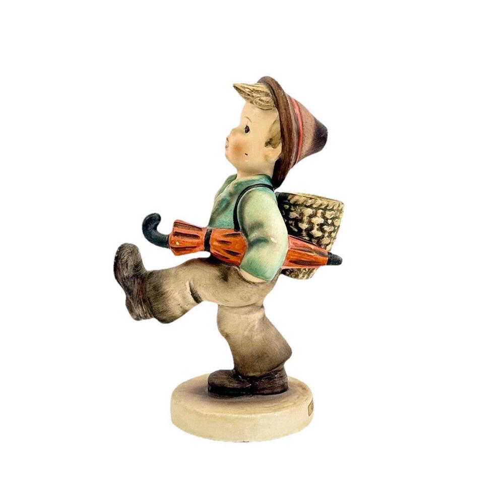 Vintage Figurine Hummel #79  "Globe Trotter" 1960-72  5" ins. Tall Marked